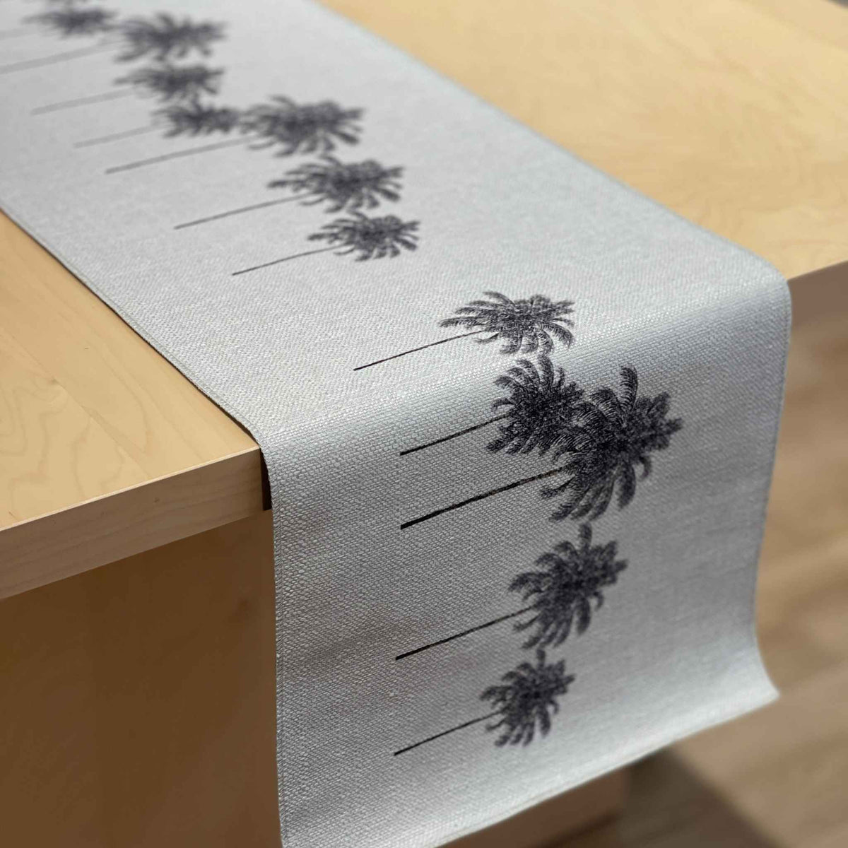 palm tree runner